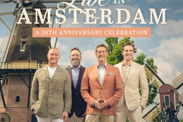 ERNIE HAASE & SIGNATURE SOUND CELEBRATE DUAL CAREER MILESTONES WITH LATEST ALBUM AND DOVE AWARD WIN